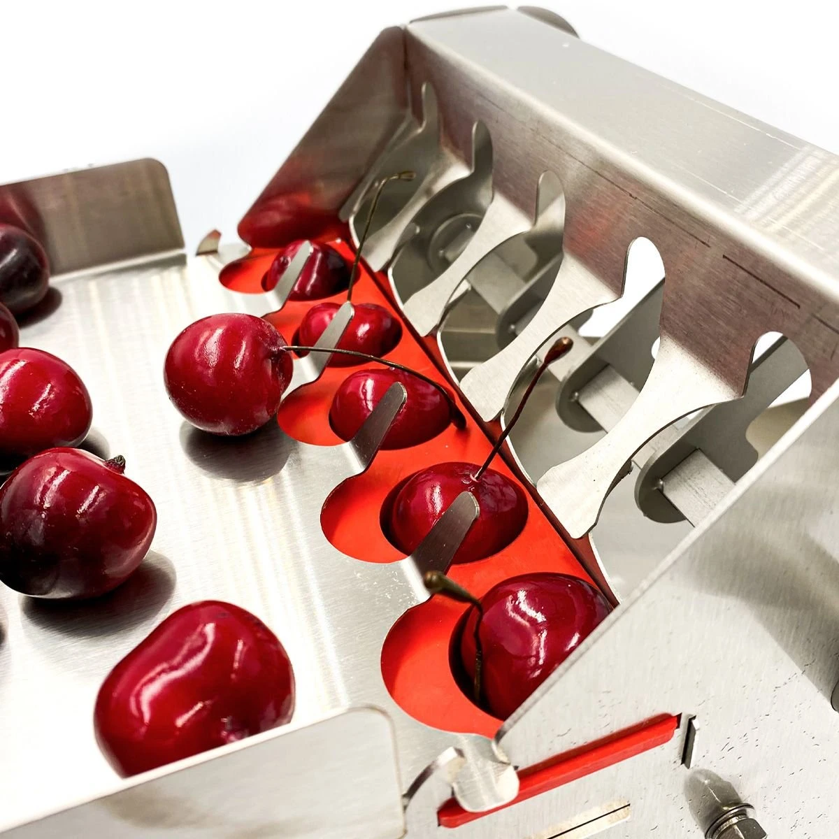 The Sausage Maker (TSM) The Sausage Maker Cherry Stoner Jr. - Image 3