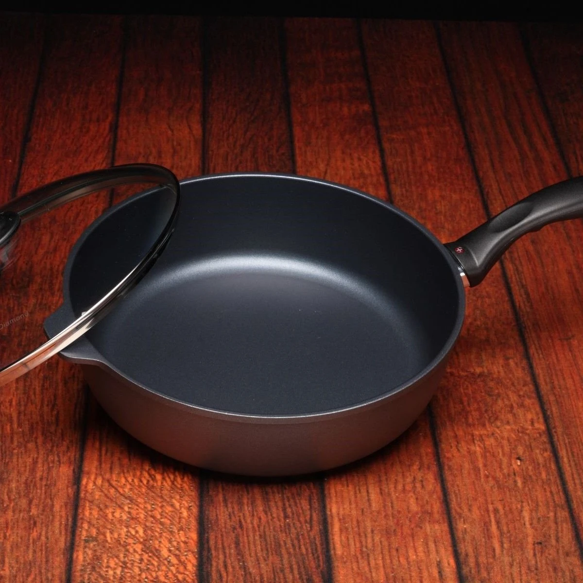 Swiss Diamond | HD Sauté Pan With Lid - 11" (4.3 Qt.) - Image 5