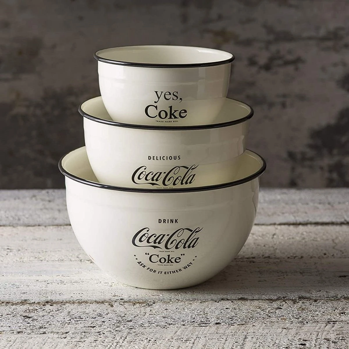 TableCraft Enamel Mixing Bowls (Set Of 3) | Coca-Cola - Image 2