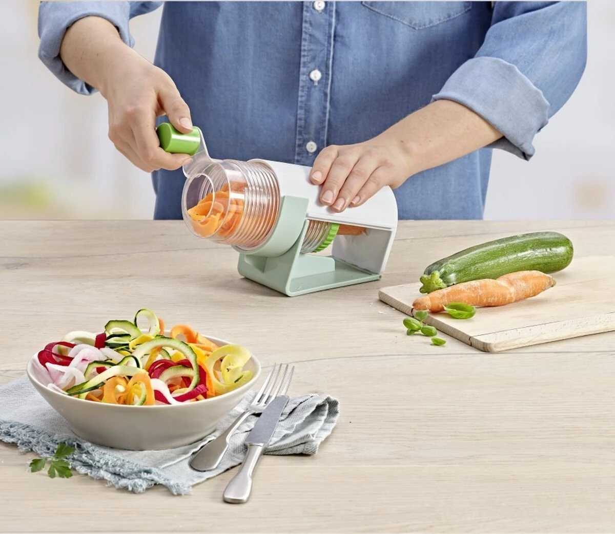 Kuhn Rikon Betty Bossi Midi Spiralizer - Image 6