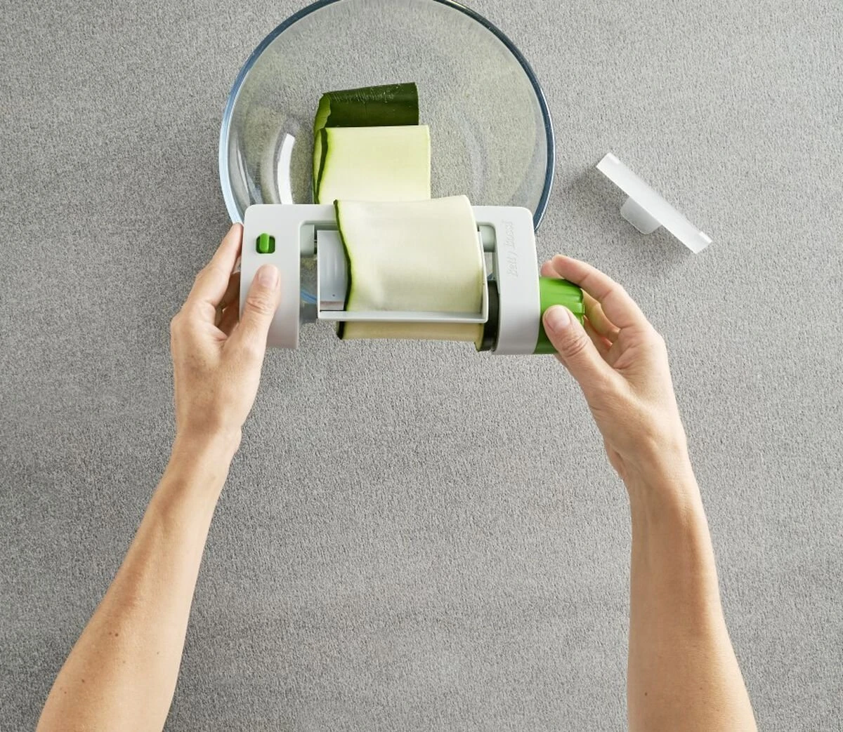 Kuhn Rikon Betty Bossi Veggie Sheet Slicer - Image 5