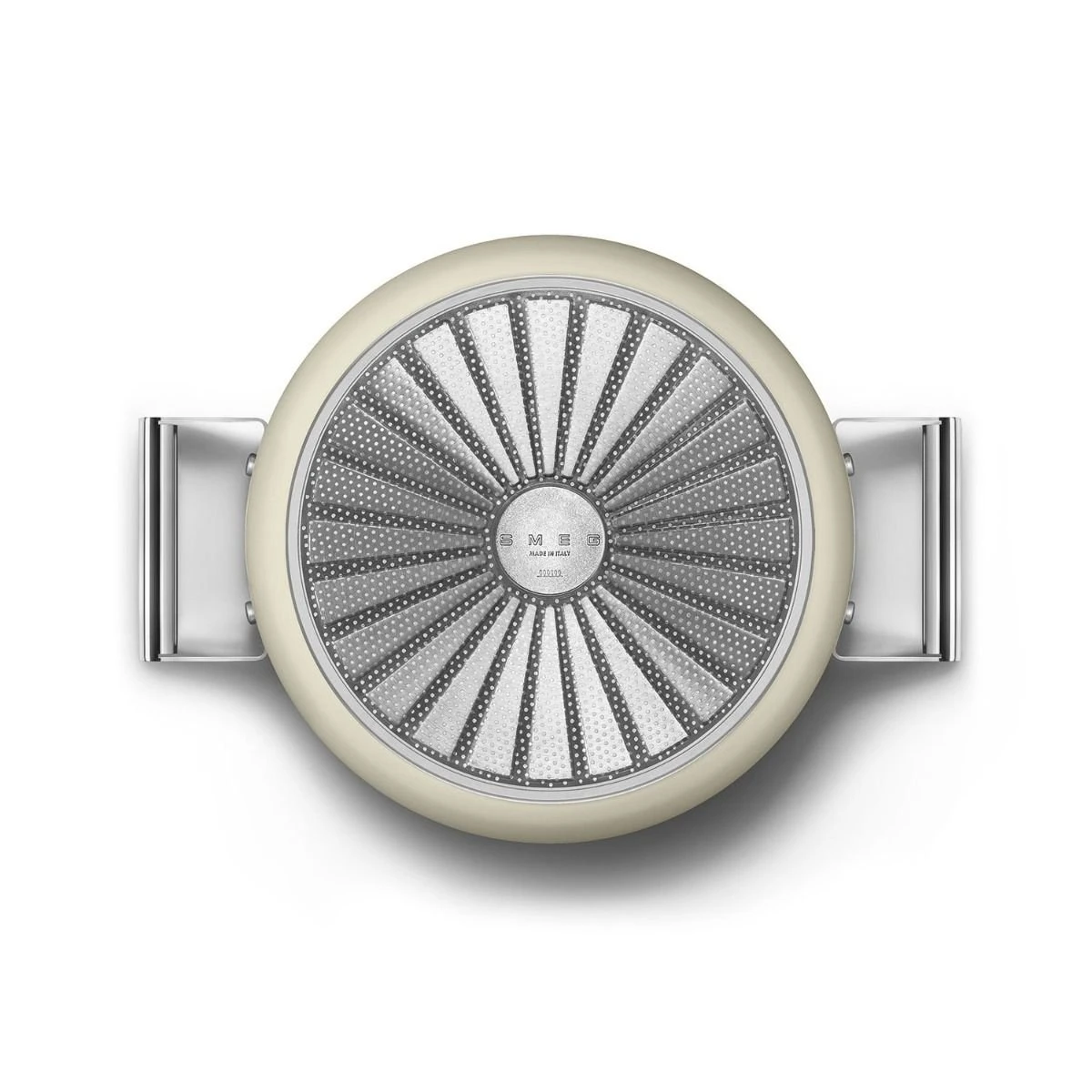 SMEG 8 Qt. Nonstick Casserole Dish With Lid | Cream - Image 4