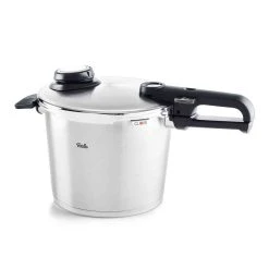Fissler Vitavit® Premium S4 Pressure Cooker With Perforated Insert | 4.8 Qt.