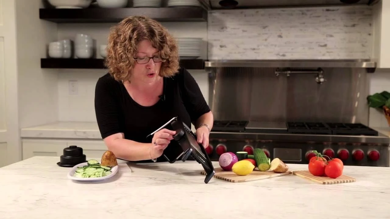 Cuisinart Mandoline Slicer | Black - Image 3