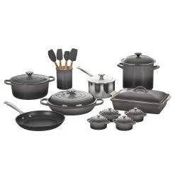 Le Creuset 20-Piece Mixed Material Cookware Set | Oyster